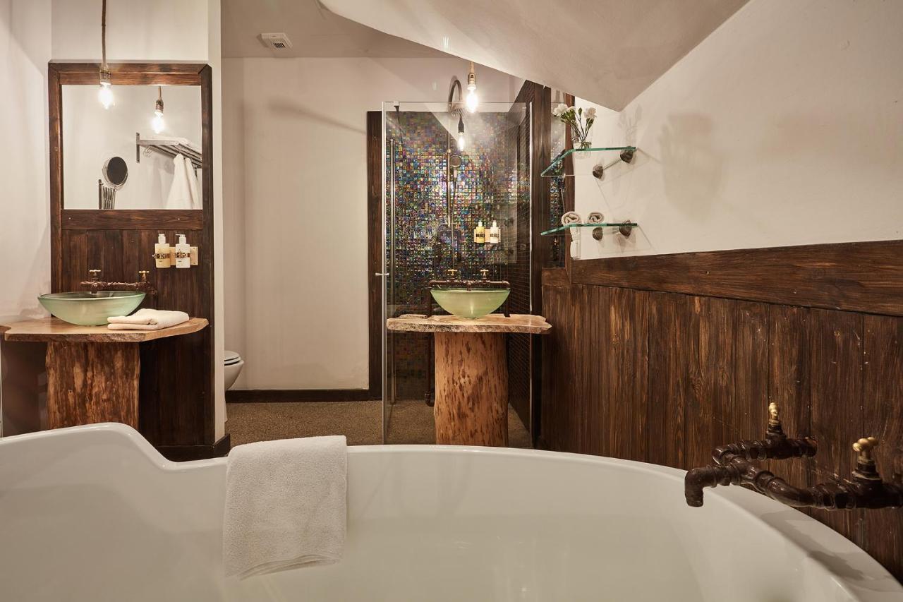 No Name Luxury Hotel & Spa วาปส์เชนิชแน ภายนอก รูปภาพ